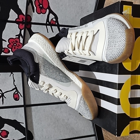 Adidas Marquee Boost Low Top Basketball Shoes NWB 6.5 - Picture 3 of 9